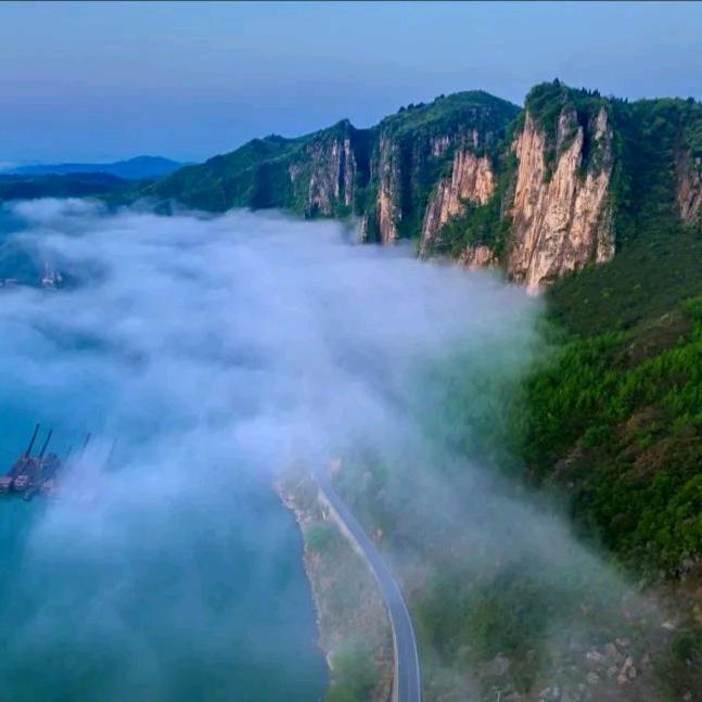 雲舟服装模板研发