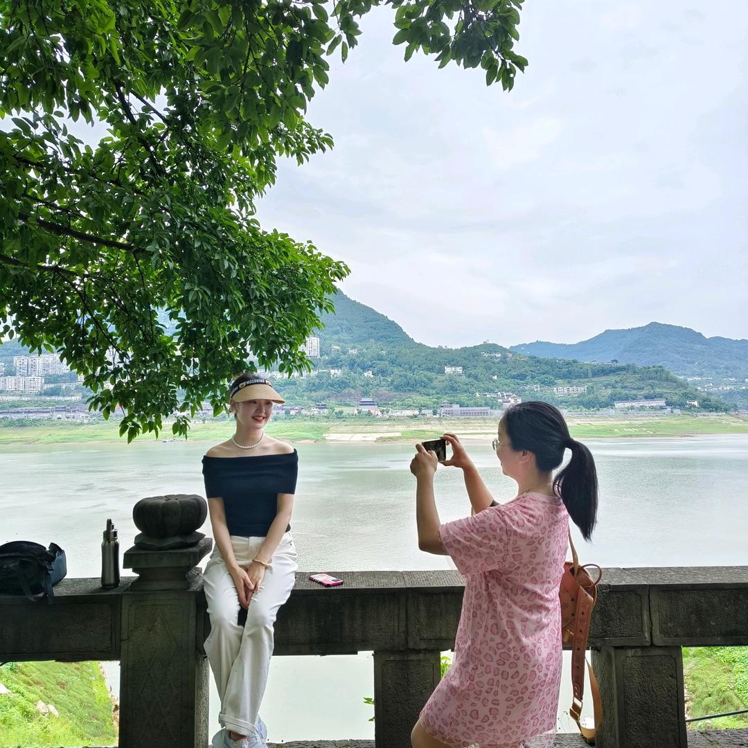 月下敬沧海☁
