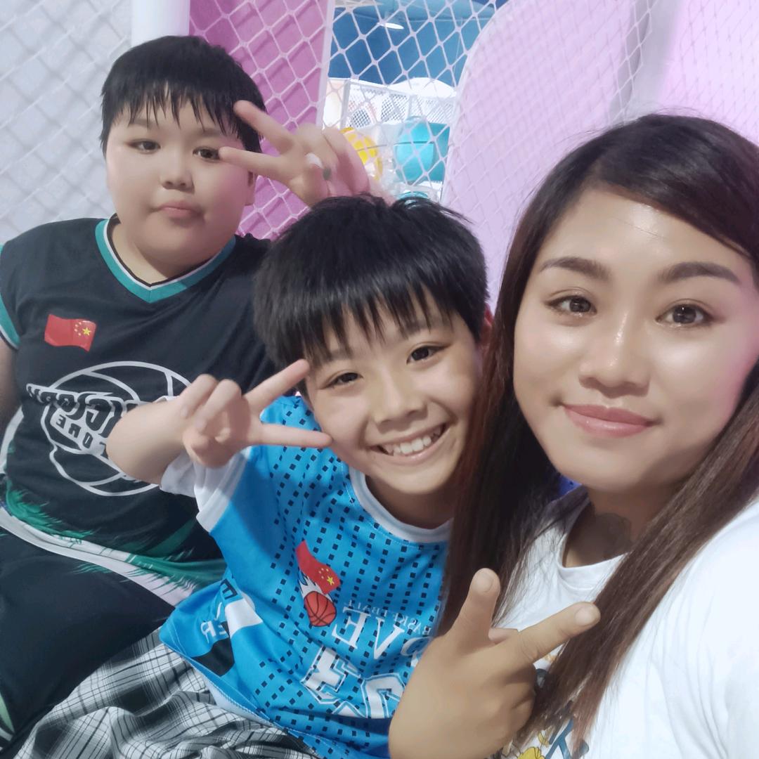 田，单身妈妈