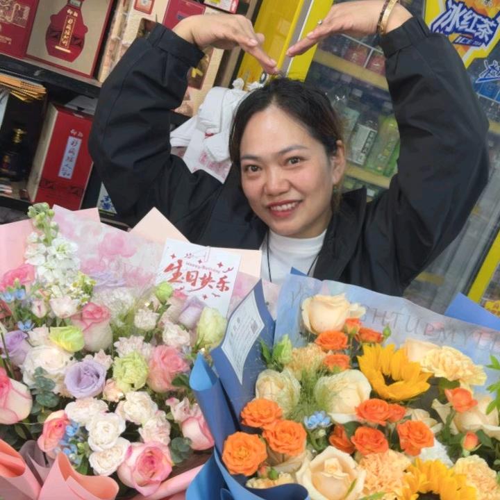 &兜里╭(╯半颗糖╰)╮