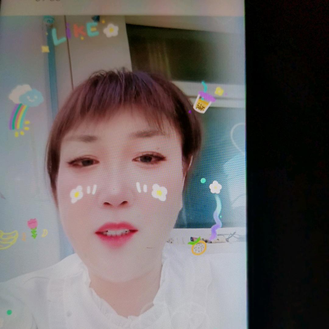 杨春英