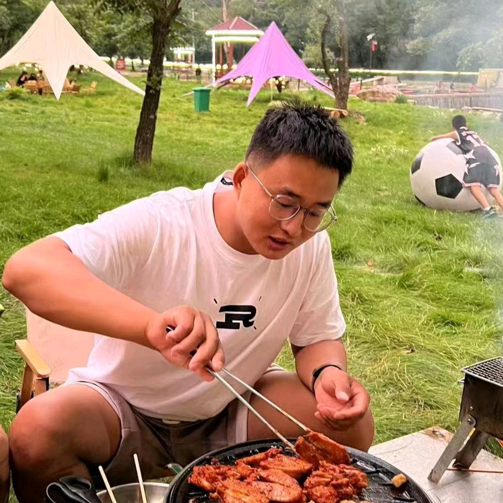 李军  .洪洞新旧空调