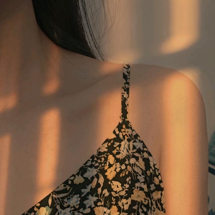 🦋 ' ֊'谜糊✌︎