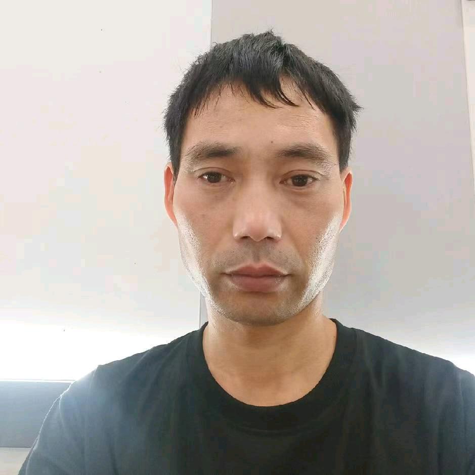 李守豪