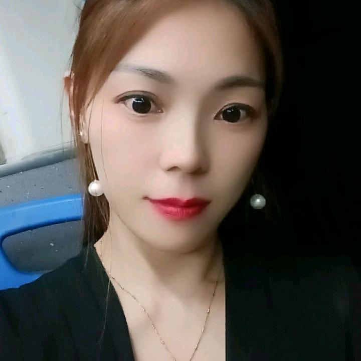 a(｡･㉨･｡)ﾉ♡ 爱你么么哒💕安静