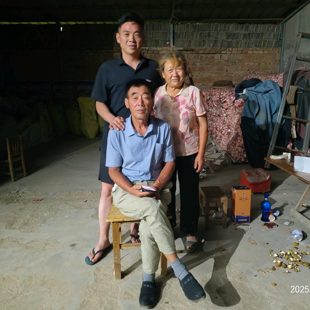 豹豹抱抱宝宝保保