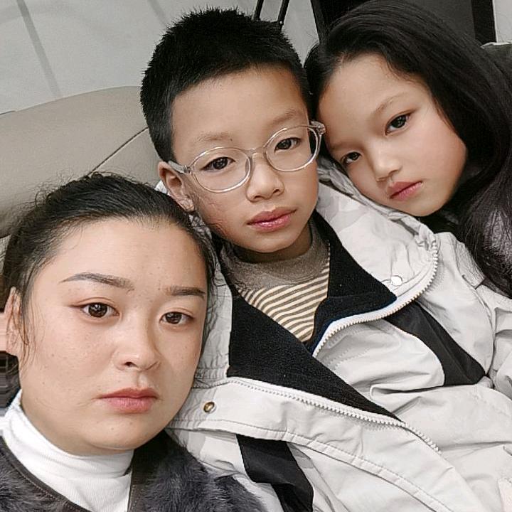 从此就成了单亲妈妈了😭