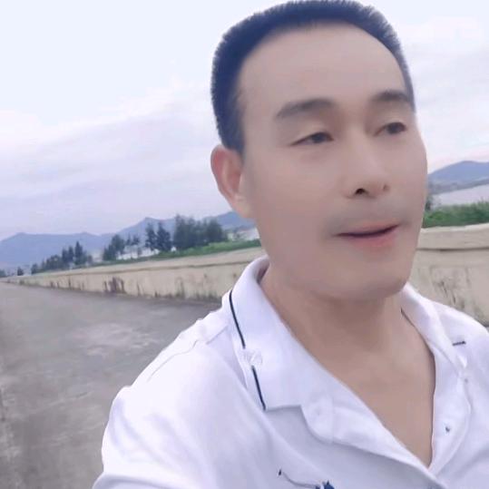 二哥（11：10）开播