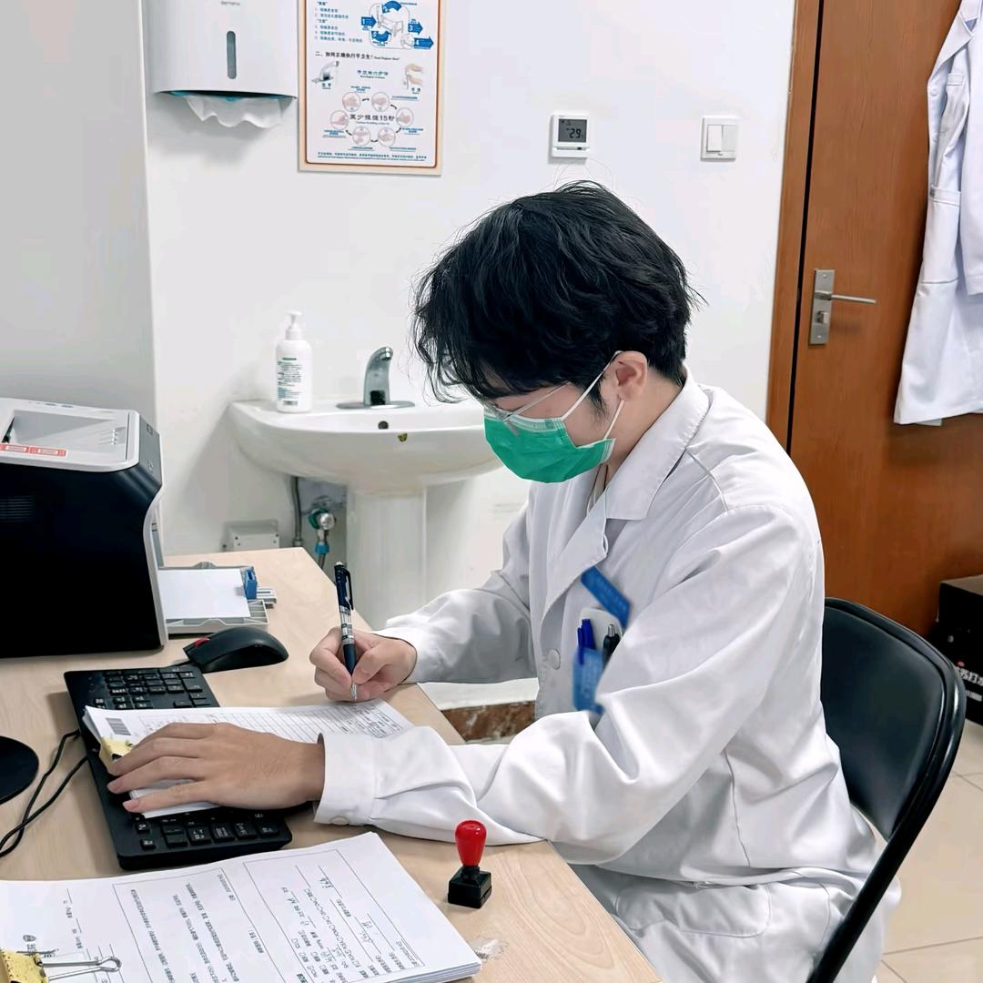 安安医学生测评