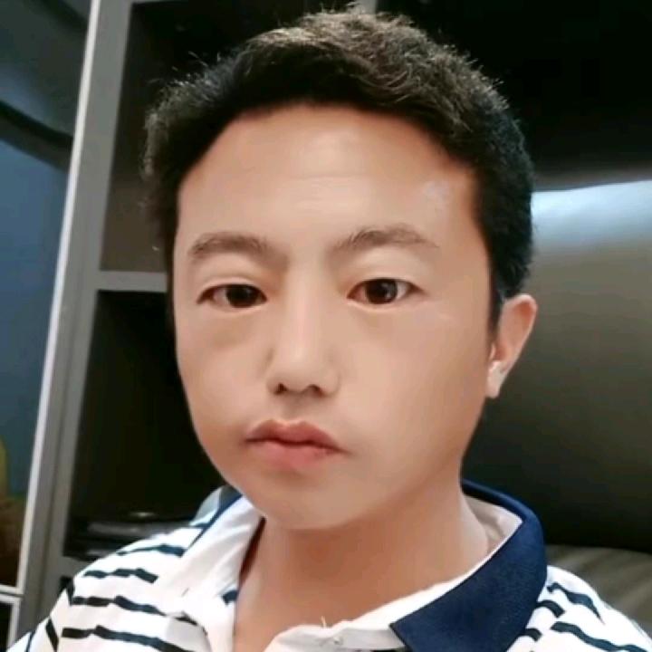 笑捻(∗❛ัᴗ❛ั∗)春风