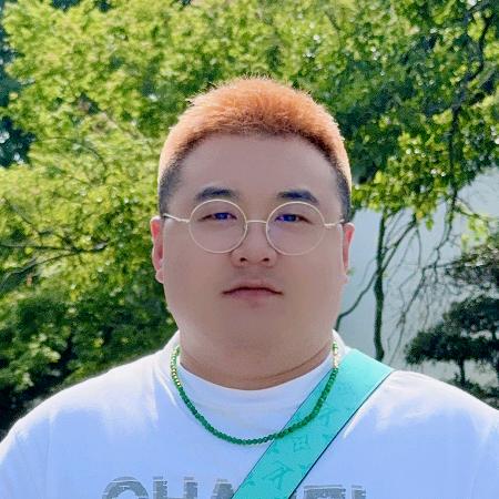 熊 飞
