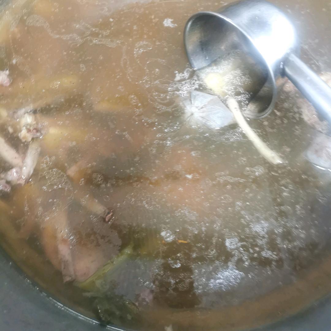 顶鲜大锅羊汤（中央华府店）