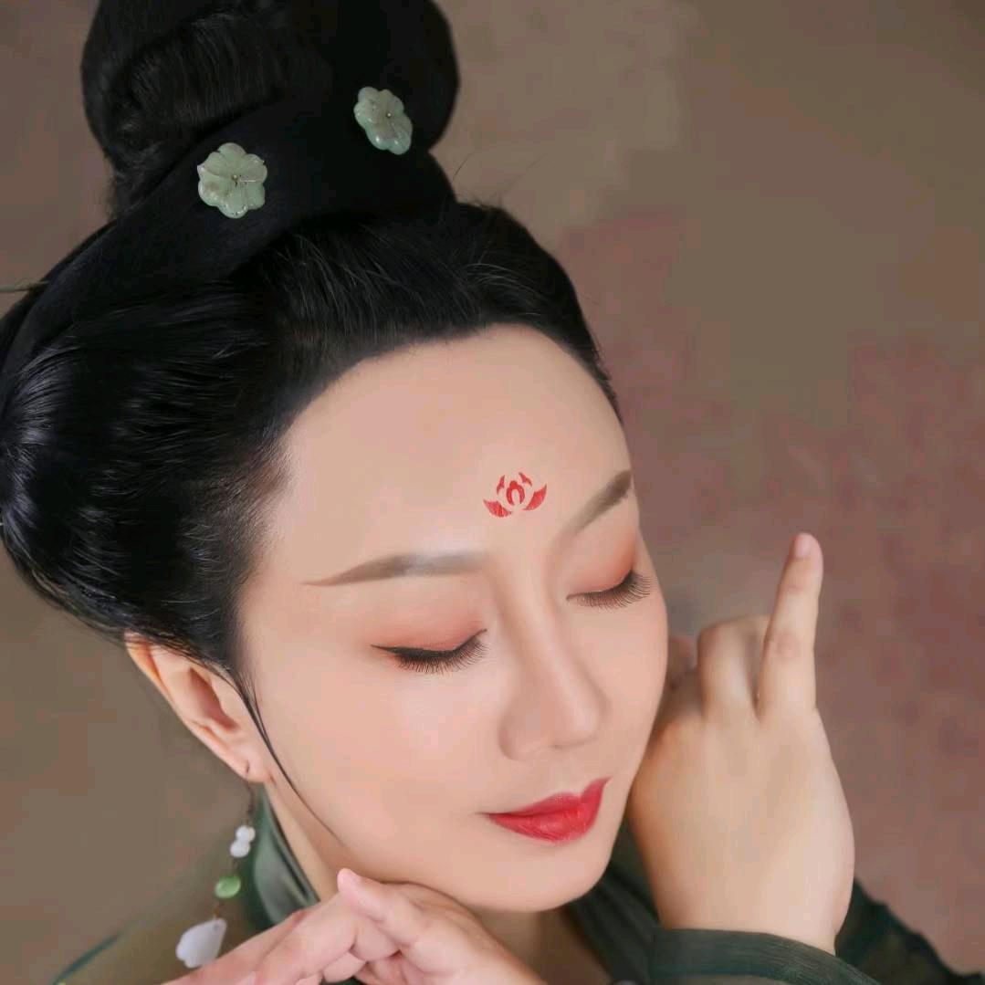 秋秋玉石文玩工艺坊👑