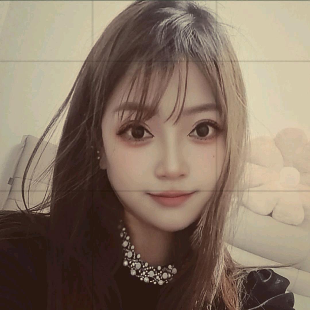 ₊⁺☁₊伊轩🐰