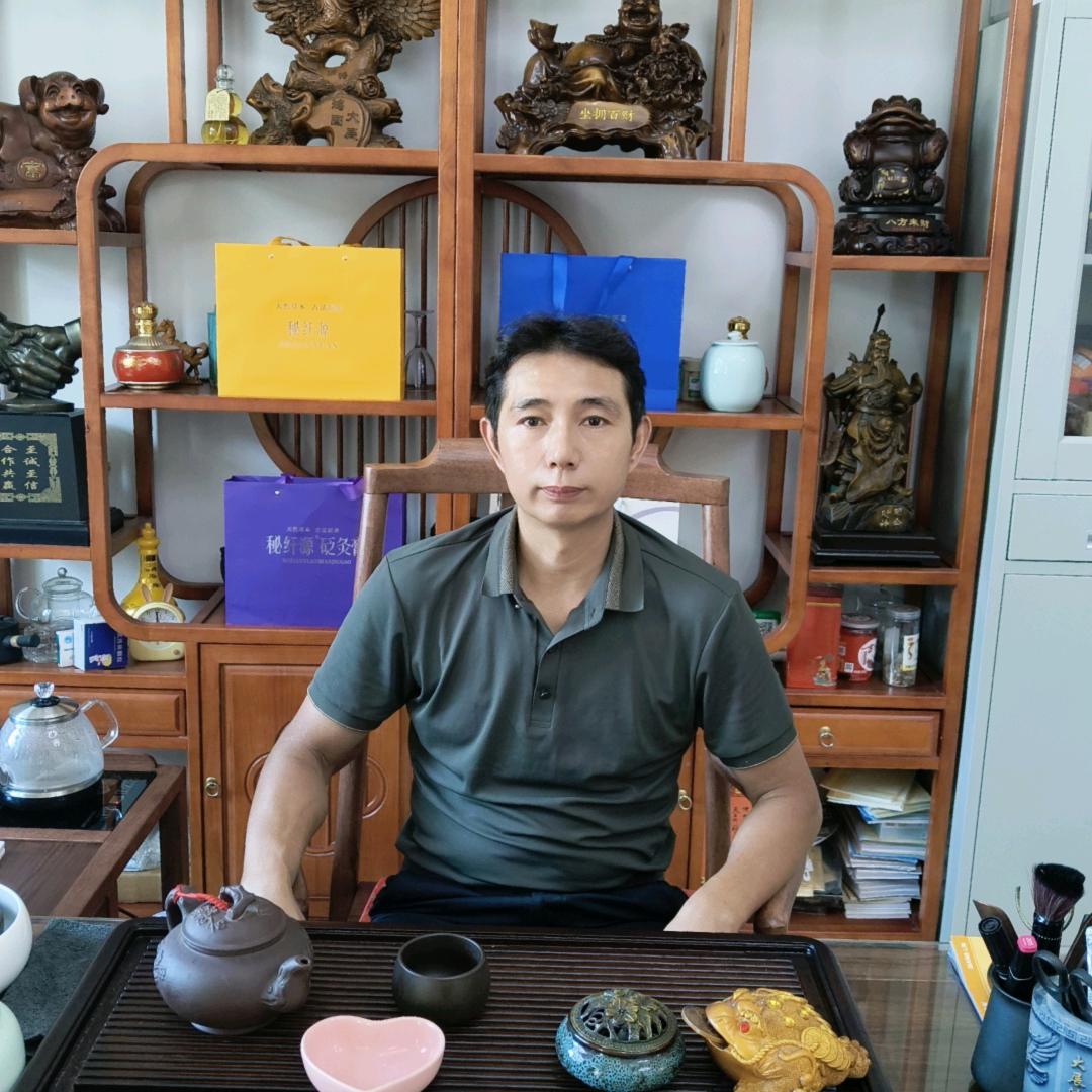 新县辉哥新旧货市场