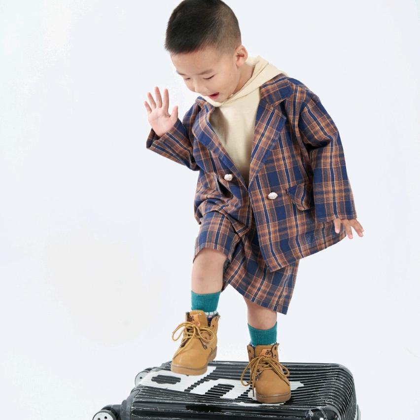 圈子不同别硬融