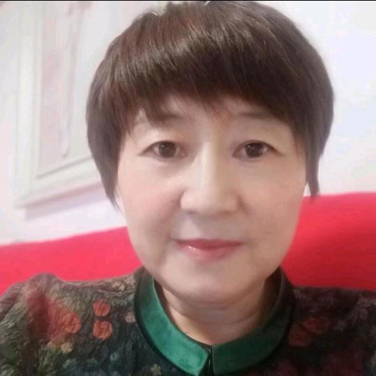 宸依穿搭