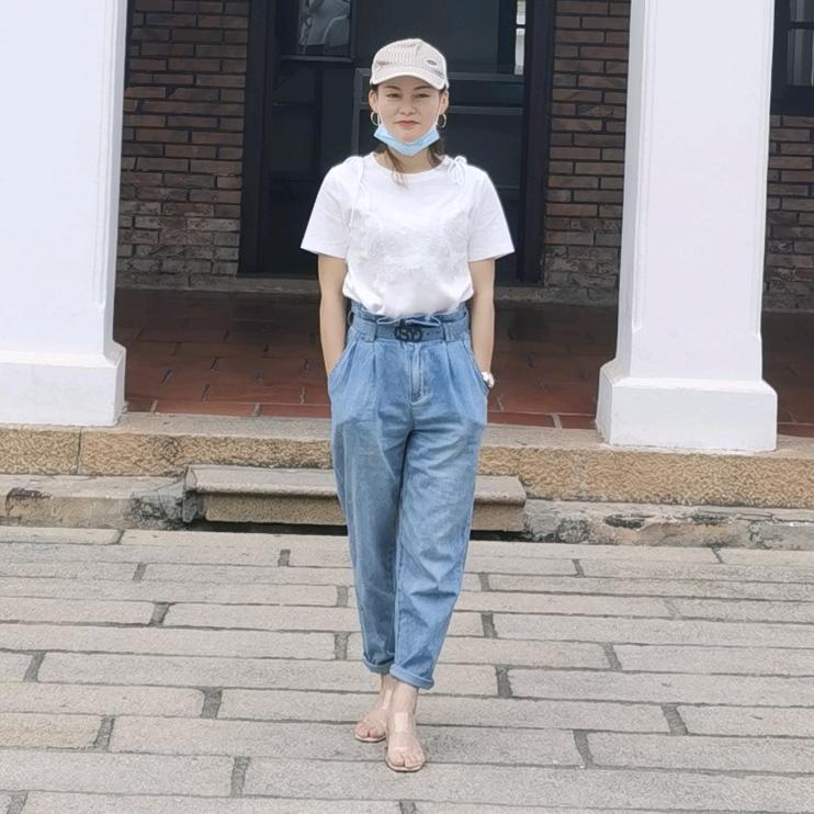 舒眉是外贸老板娘