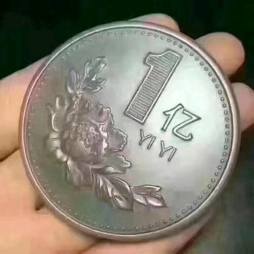 彼岸花开满庭芳