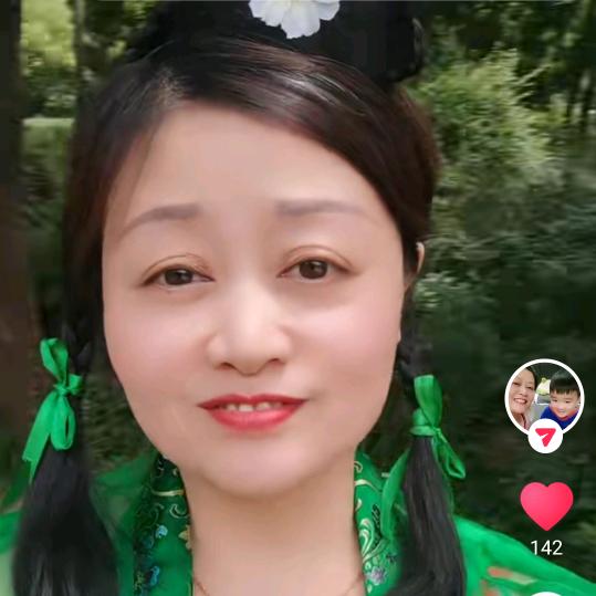 单身女人࿐