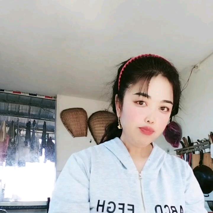 何妹学唱歌🎤