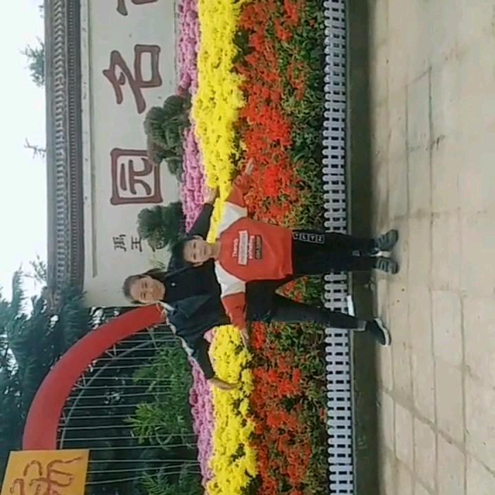 专抢小孩棒棒糖