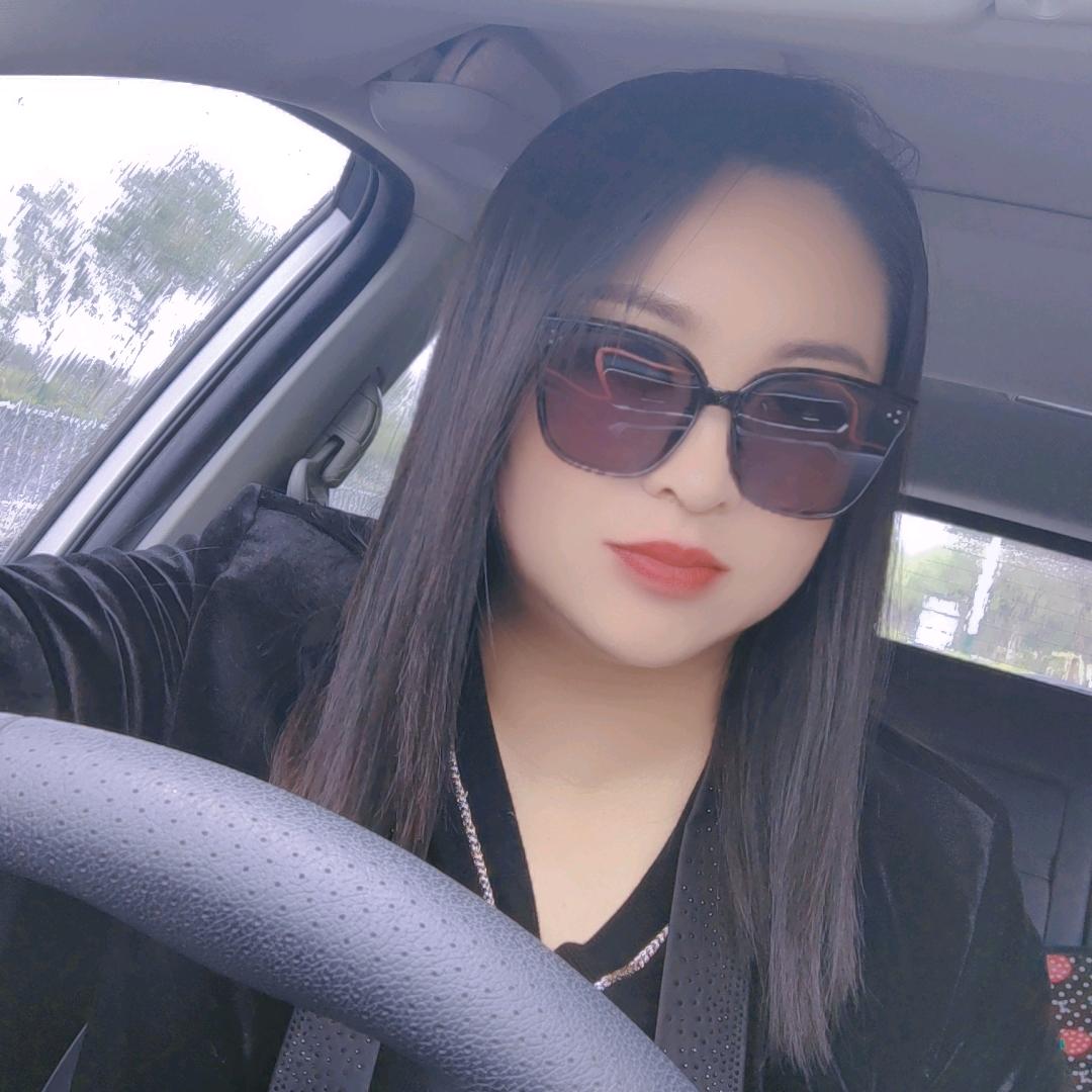 A：社会丽姐