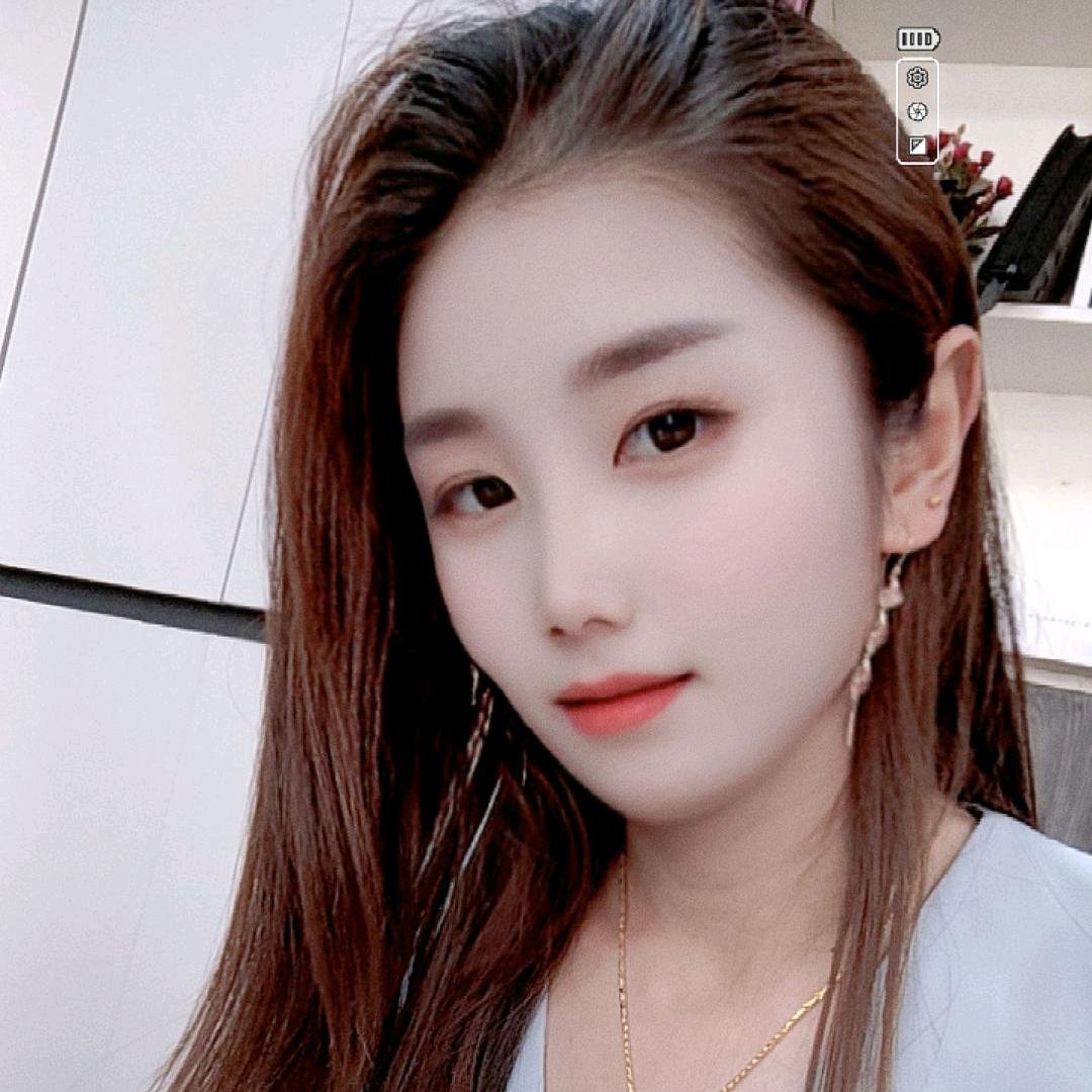 卖板材的小姐姐，唱歌