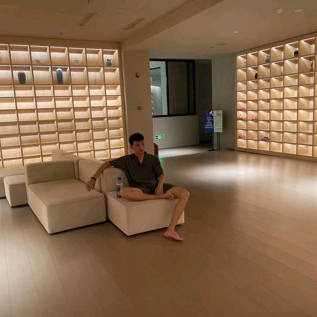 飒飒东风留不住