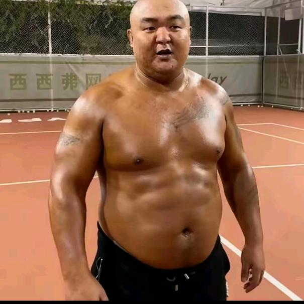 栾靖瑄