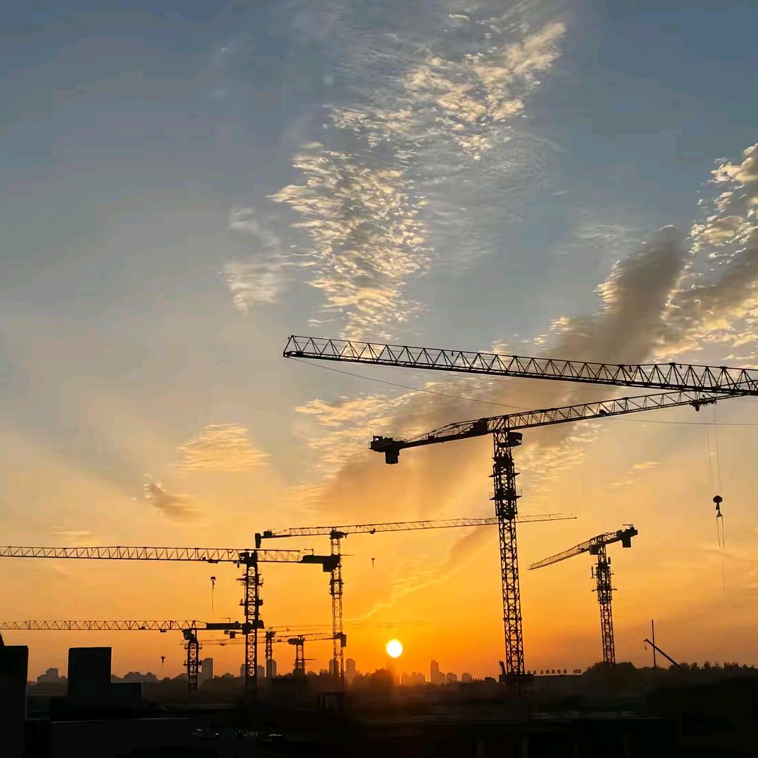 小張🏗️
