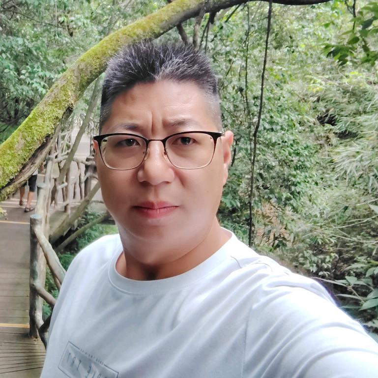 钢铁男儿