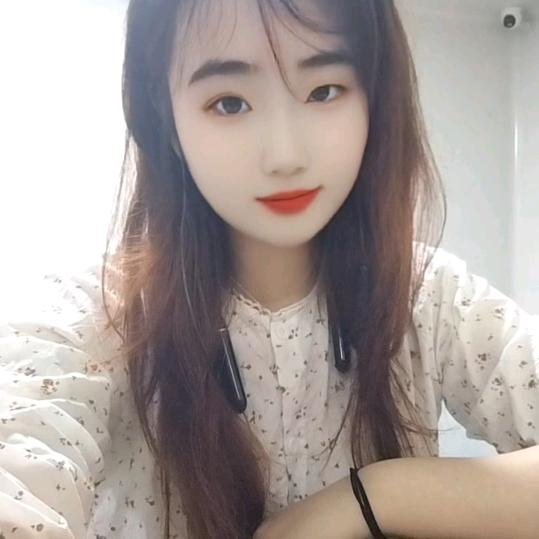 ❁⃘𖤣丫头ܾ𖥧𓇣