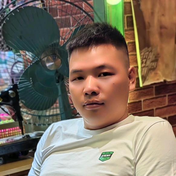 小强🪳地摊生活