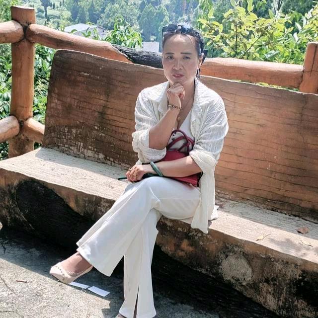快快乐乐每一天的张三姐