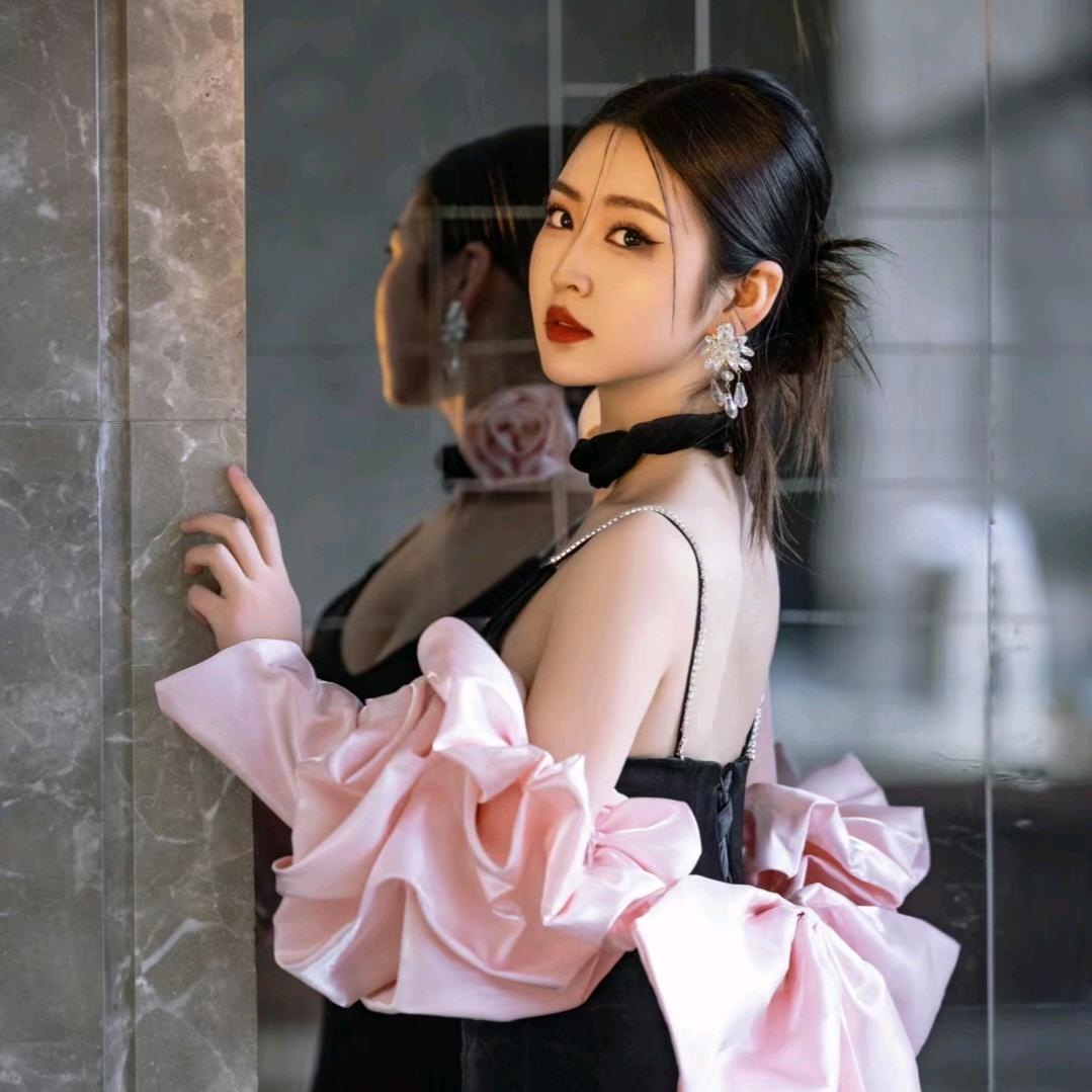 开鲁妆美人婚纱礼服会馆