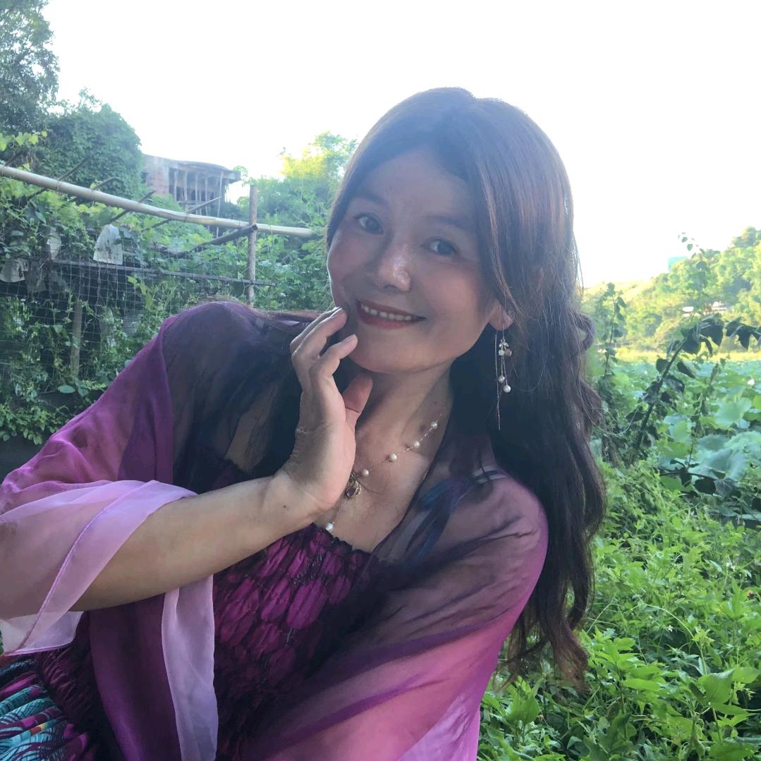 萱草间美发沙龙