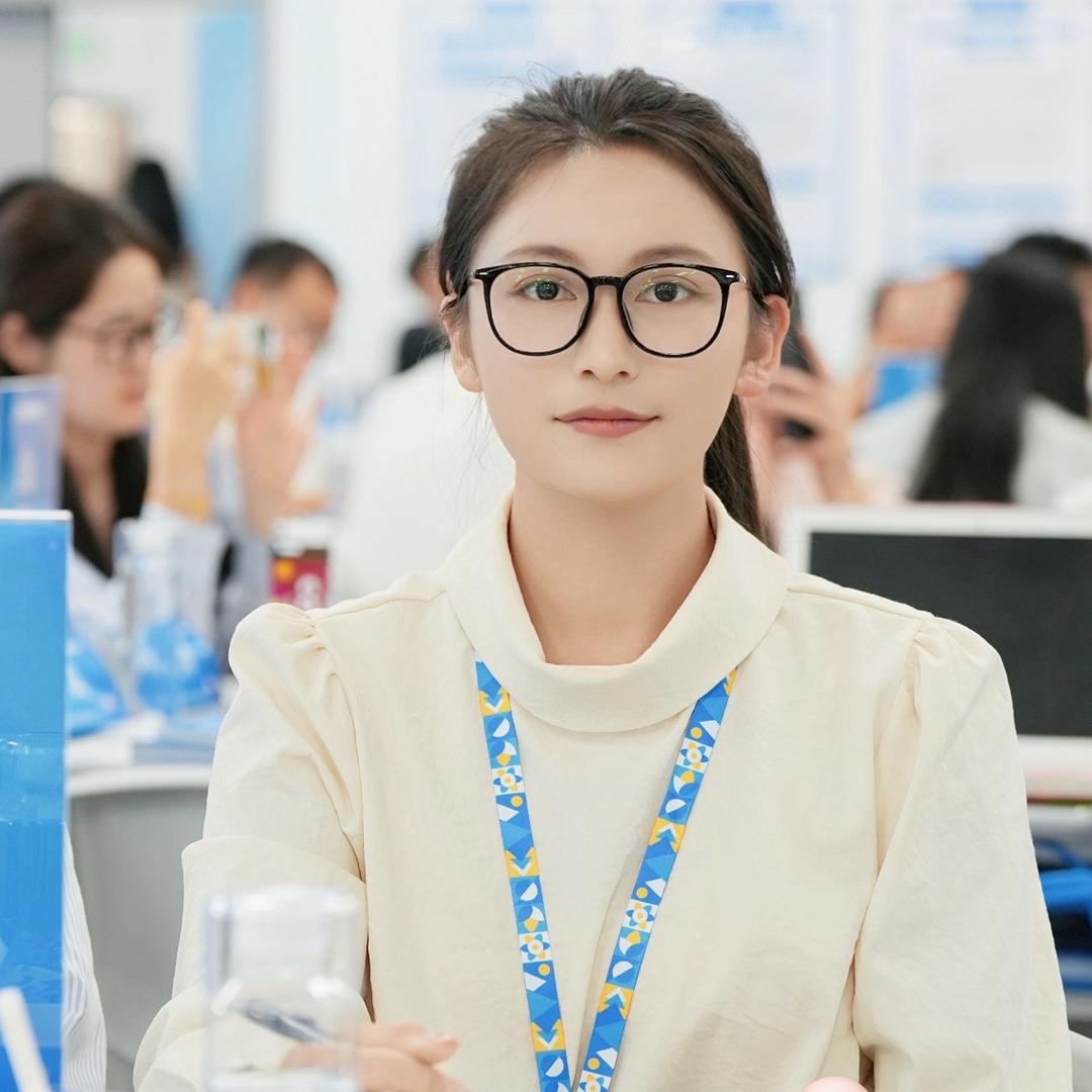 文山新途径教育张老师