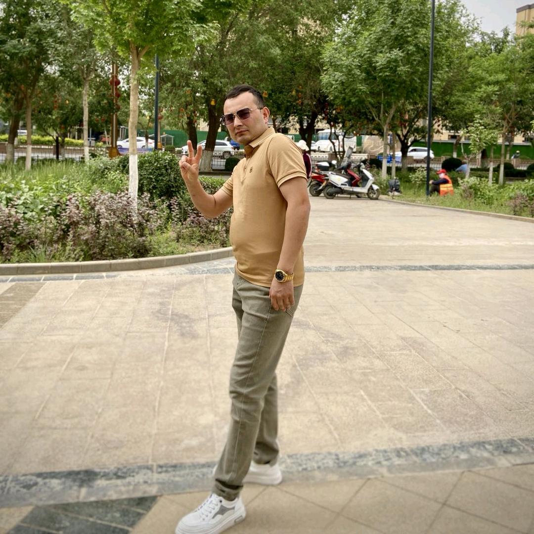 利沃塑业《艾厂长》