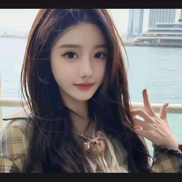 小     婷