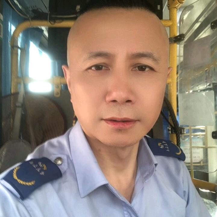 公交易明