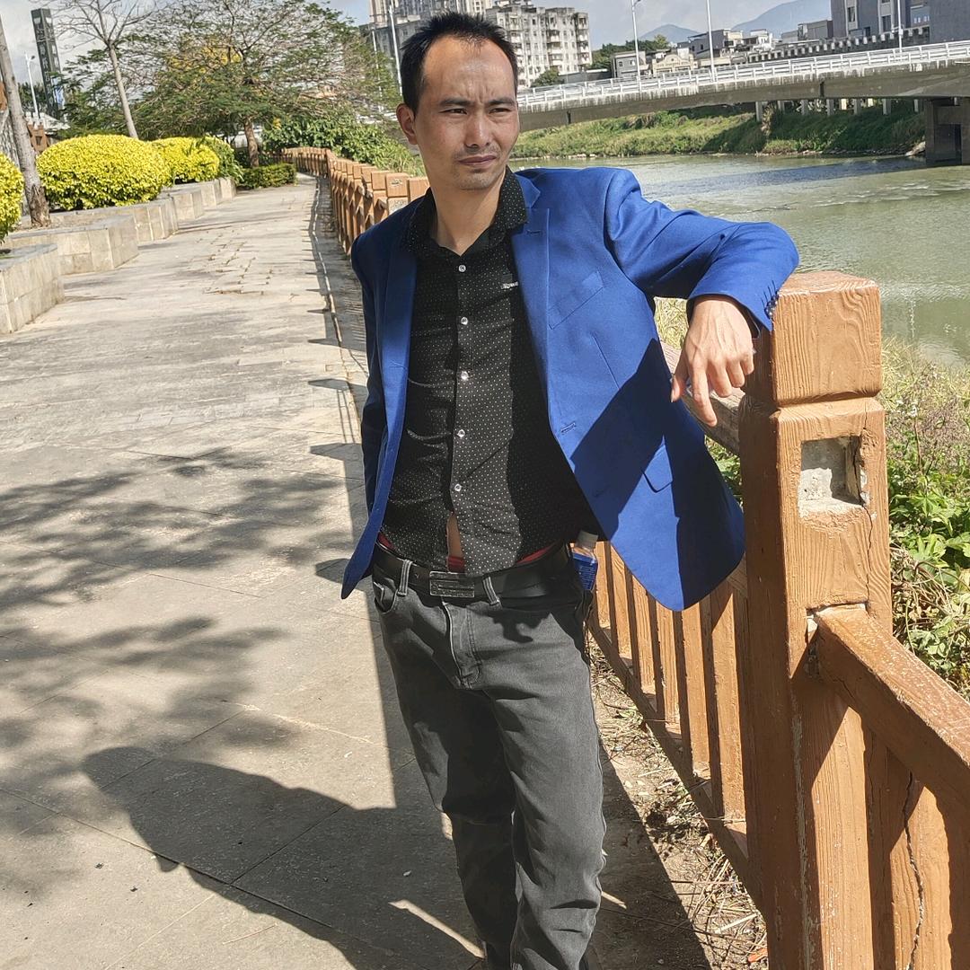 王啟勇 @兴悦服装