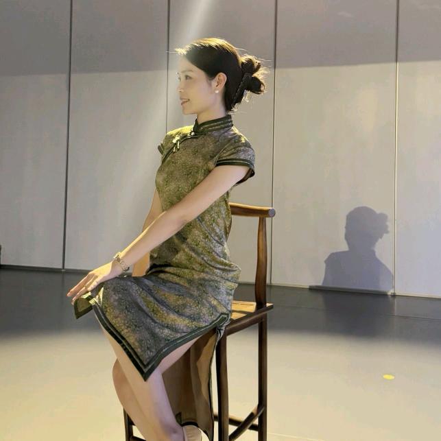 莨田瑾秀