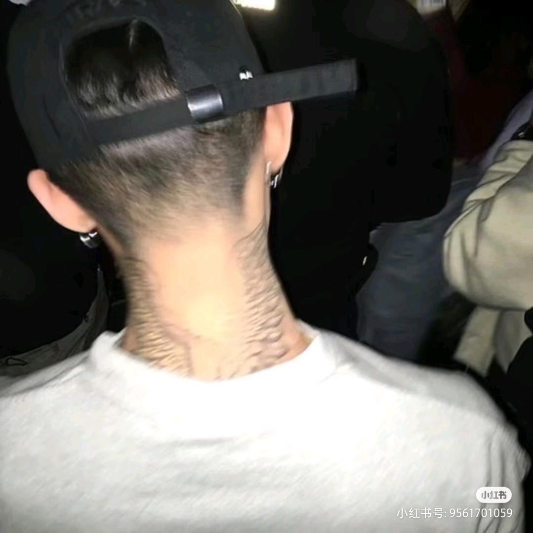 B_