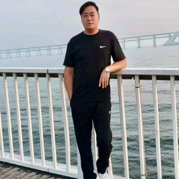 放肆的青春zlj