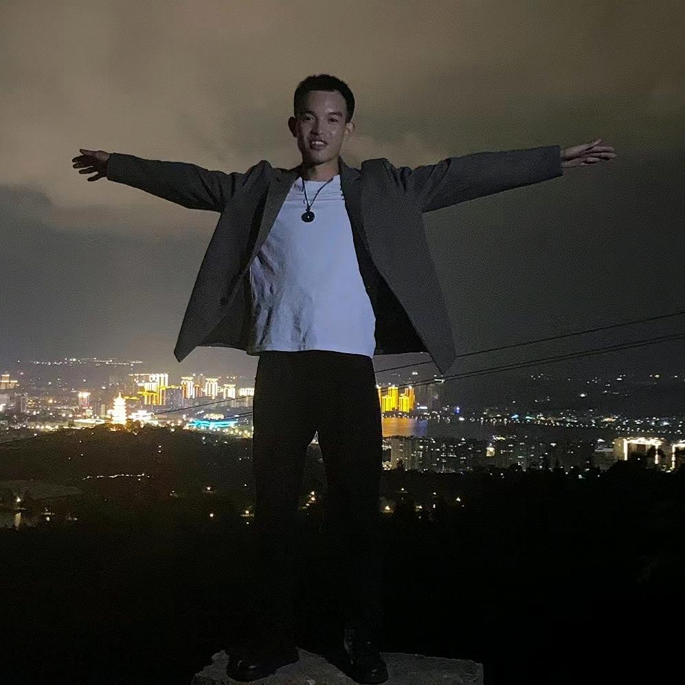 爱笑滴小杨