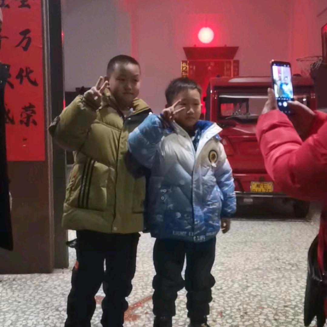火凤凰谢绝连赞
