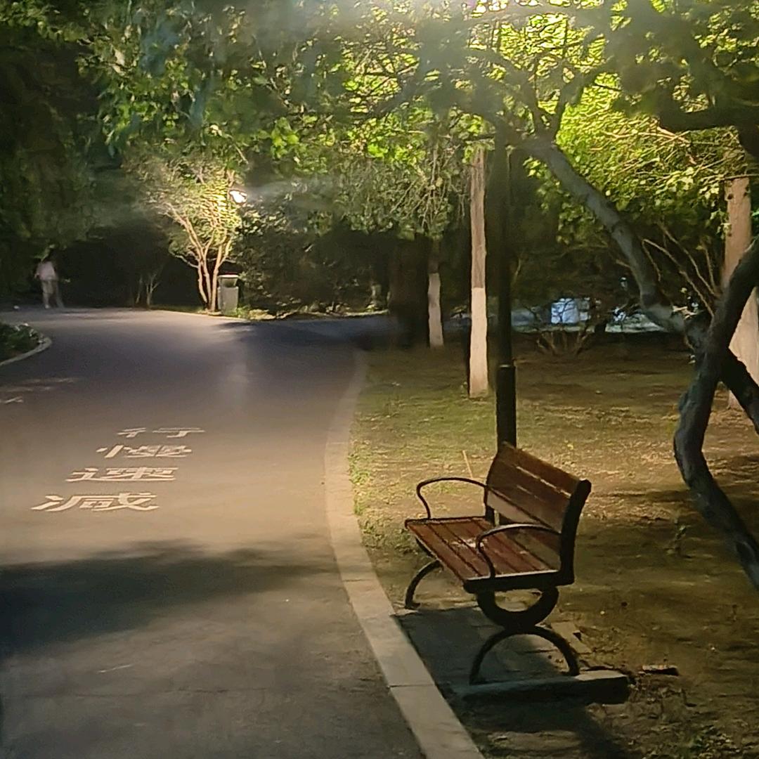 民谣の路上