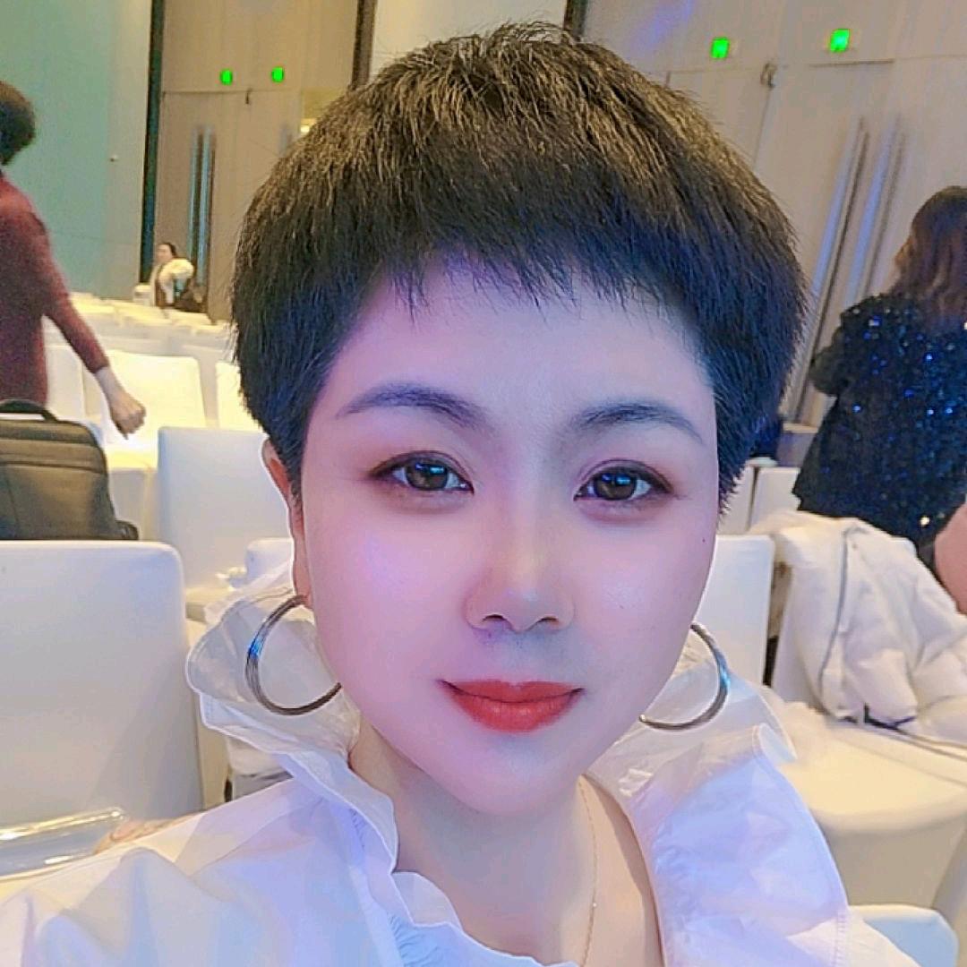 丽丽70后
