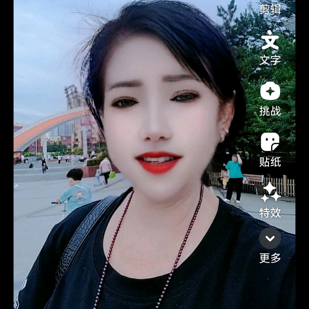 暖暖鸭🎤（晚上8:10首播）